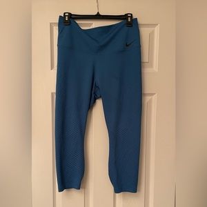 Nike Zonal Strength Leggings